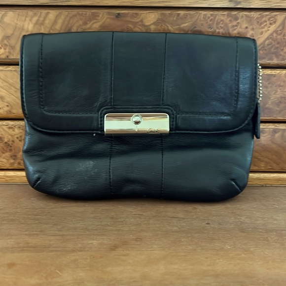 Coach Black Leather Purse with LOA - Picture 1 of 7
